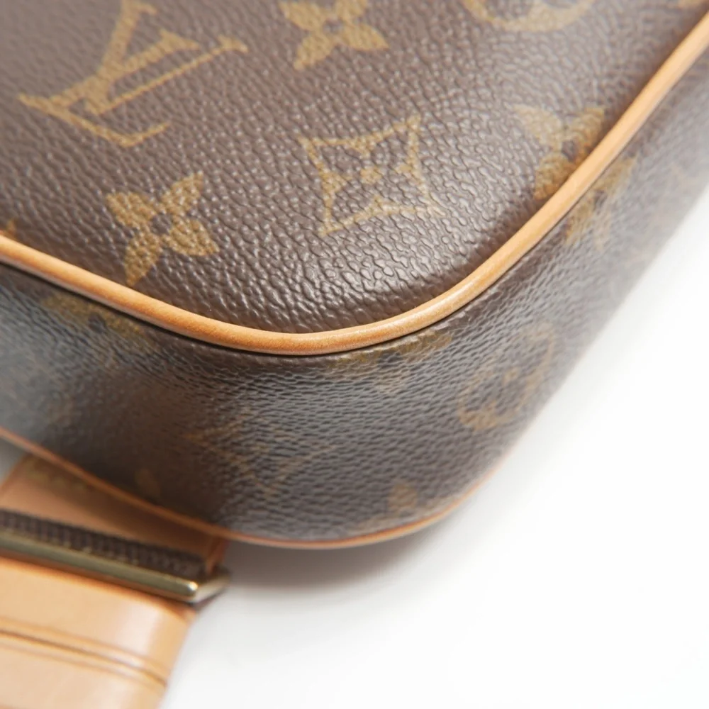 LOUIS VUITTON Brown Monogram Pochette Shoulder Bag